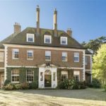 Hadley-Lodge-has-the-look-of-a-much-earlier-house