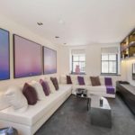 Hints-of-purple-can-also-be-found-in-the-reception-room-1