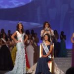 Miss-China-get-crowned-by-Miss-World-2011-and-Miss-Wales-looks-on.-e1348598954151