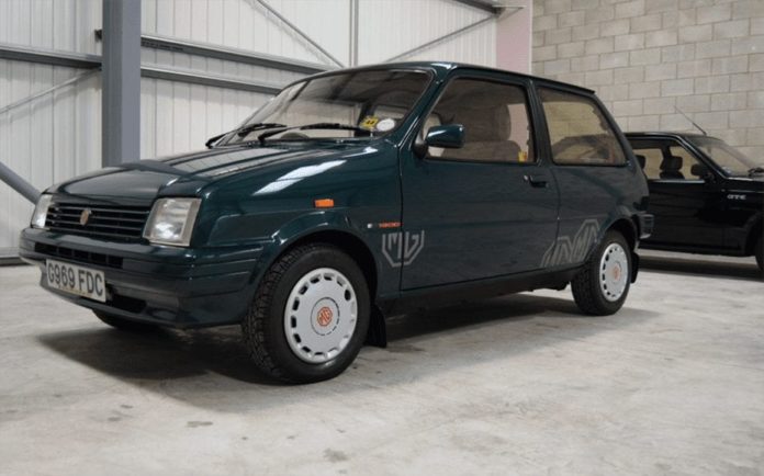 Moving a Metro – As new 1990 MG Rover Metro for sale for a pretty penny – East Lancashire Classics – 1,707 miles - £12,995