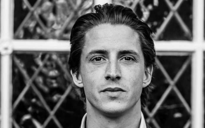 Narcissus & Nicholas – An introduction to an art dealer with a difference; meet Nicholas Campbell of Narcissus Arts