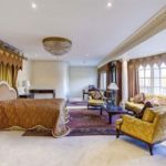 One-of-seven-bedroms-1