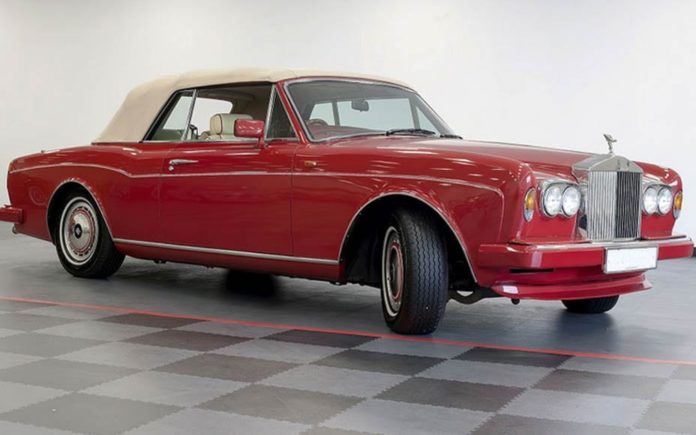 Red Rollers – H&H Classics Imperial War Museum Duxford sale on 29th March 2017 – 1990 Rolls-Royce Corniche III convertible estimated at £50,000 to £60,000 ($62,000 to $74,000, €58,000 to €69,000 or درهم228,000 to درهم273,000) – 1935 Rolls-Royce 20/25 limousine estimated at £24,000 to £26,000 ($30,000 to $32,000, €28,000 to €30,000 or درهم109,000 to درهم118,000)