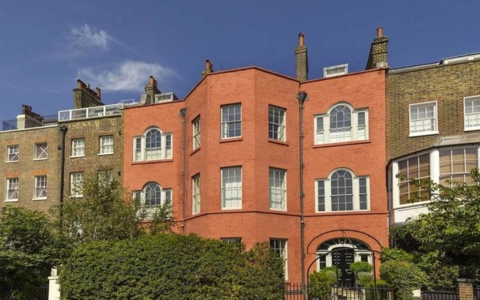 Reducing a view – Belle Vue House, 92 Cheyne Walk, Chelsea, London, SW10 0DQ – £17,950,000 down from £22,000,000 – Savills – For sale