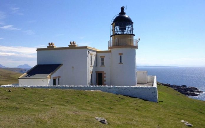 Let There Be Light – Two apartments and a bothy at Stoer Lighthouse, Raffin, Lairg, Highland, Sutherland, IV27 4JH, Scotland, United Kingdom for sale through Bell Ingram for £371,500 ($478,000, €407,000 or درهم1.8 million) for the whole