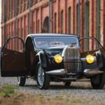 Suicide-doors-are-amongst-the-distinctive-features-of-the-Bugatti-1