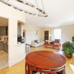 The-couple-lived-in-a-large-flat-in-Chelsea-Harbour