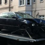 The-damaged-Lexus-is-taken-away