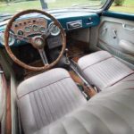 The-interior-of-the-car2-1