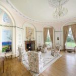 This-room-features-bizarre-murals