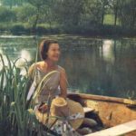 Viviven-Leigh-in-a-boat-on-Tickerage-Mill-pond-1