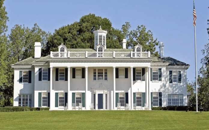A Bowled Down Price – £14.9 million for Mount Vernon, 4009 West Lawther Drive, Dallas, Texas, TX 75214, United States of America down from £26.1 million through Allie Beth Allman & Associates – Texan estate for sale for sum 43% less than in 2011; it comes with the “finest private bowling alley in America” and a car museum.