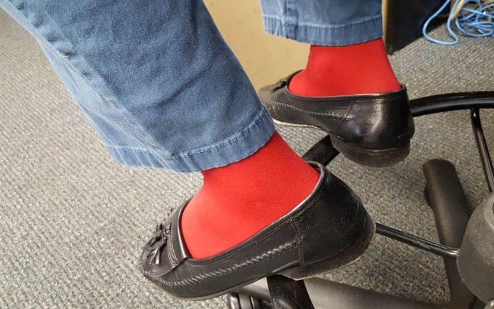 Stick A Sock On – Loafers and the socks or no socks question – Matthew Steeples criticises ‘The Telegraph’ for suggesting men can wear loafers without socks.