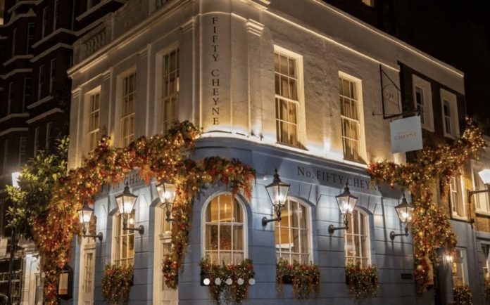 Simplifying Sunday – No. Fifty Cheyne, 50 Cheyne Walk, Chelsea, London, SW3 5LR offers Sunday lunch at home – Chelsea favourite No. Fifty Cheyne is now offering its Sunday lunch menu “in the comfort of your own home… with only very little further cooking needed”