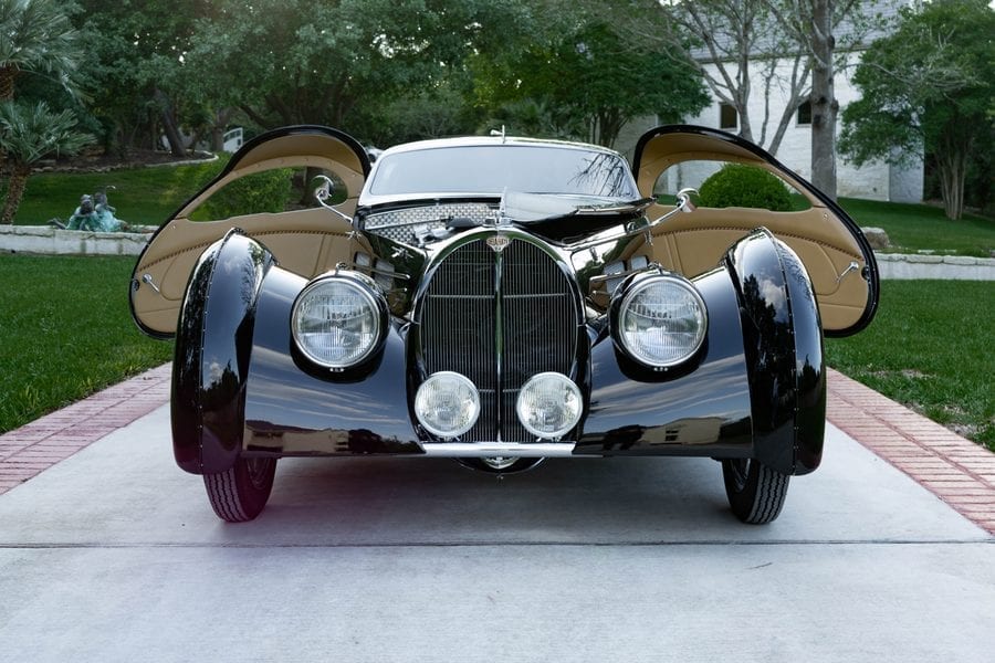 Beauty’s in the Eye of the Bargain Basement Bugatti – 2016 ‘Assembled Vehicle’ 1939 Delahaye USA Pacific by Terry Cook – Replica “homage to Jean Bugatti’s Type 57S Atlantic coupé” to be auctioned for a sum 100% lower than the missing most famous of the four originals is said to be worth – The vehicle will be sold as part of the RM Sotheby’s ‘Drive Into Summer’ online sale from 21st to 29th May. They have set an estimate of £124,000 to £165,000 ($150,000 to $200,000, €139,000 to €185,000 or درهم551,000 to درهم735,000)