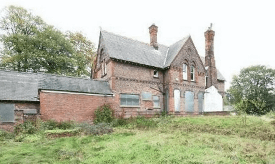 Devisdale House, Dunham Road, Bowdon, Cheshire, WA14 4QG Oakleigh Christopher Lumsden murder 1