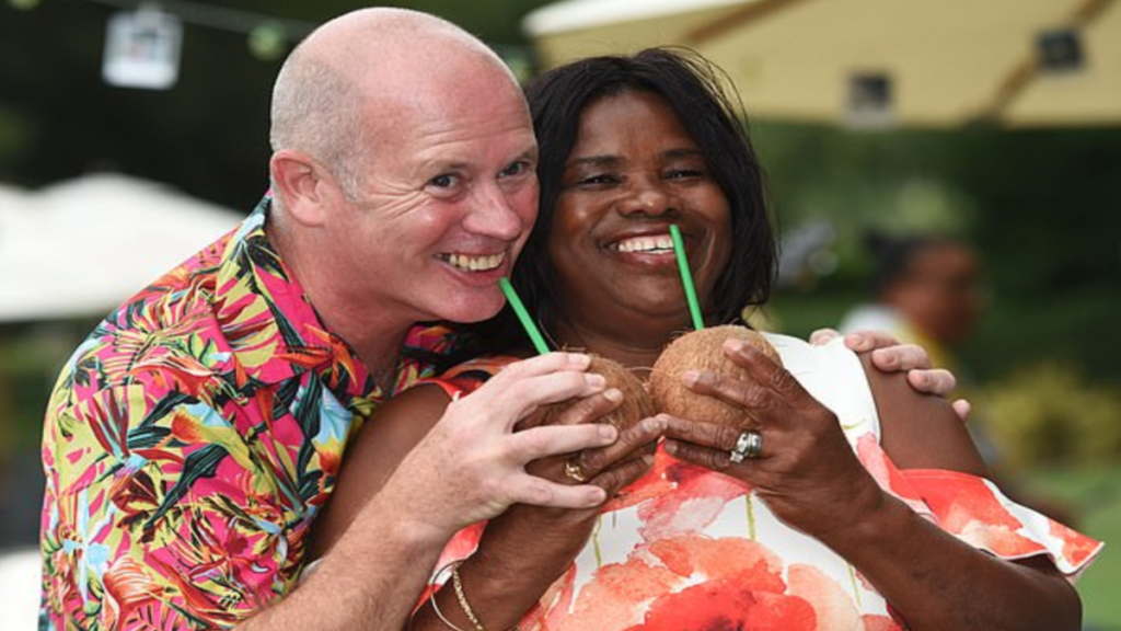 Heroes of the Hour 2021 – Bill and Cath Mullarkey – Bill and Cath Mullarkey are using their EuroMillions winnings to to feed homeless people in the COVID-19 lockdown.