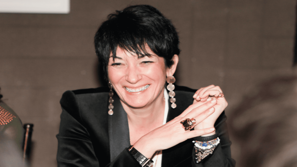 Minimum Maxwell – Ghislaine Maxwell Wants Just 4 Years