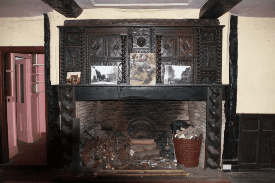 Original features such as this fireplace (if they still remain) clearly will add to the appeal of The Tower House. Given the number of bedrooms and the ancillary accommodation in the former coach house, this could make for a great Airbnb.