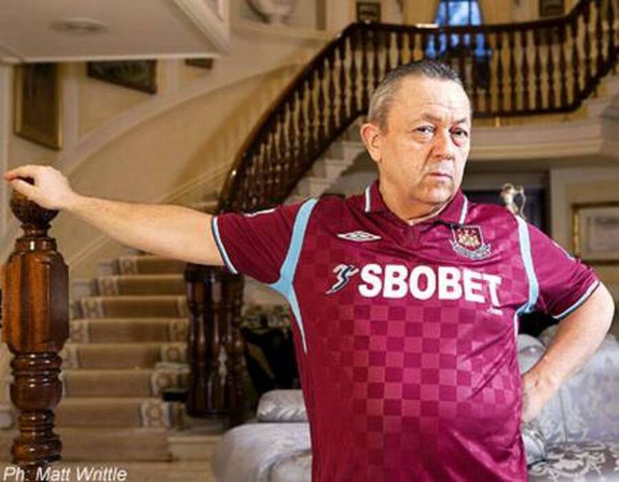 What a repugnant specimen – David Sullivan; a diminutive dwarf and convicted criminal (1982) and coffin dodger.