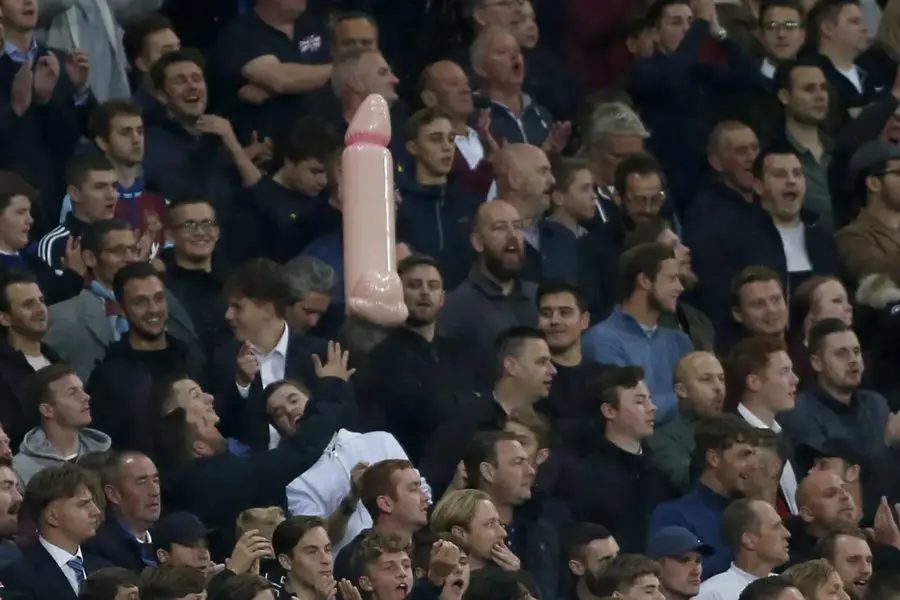 West-Ham-dildo-David-Sullivan